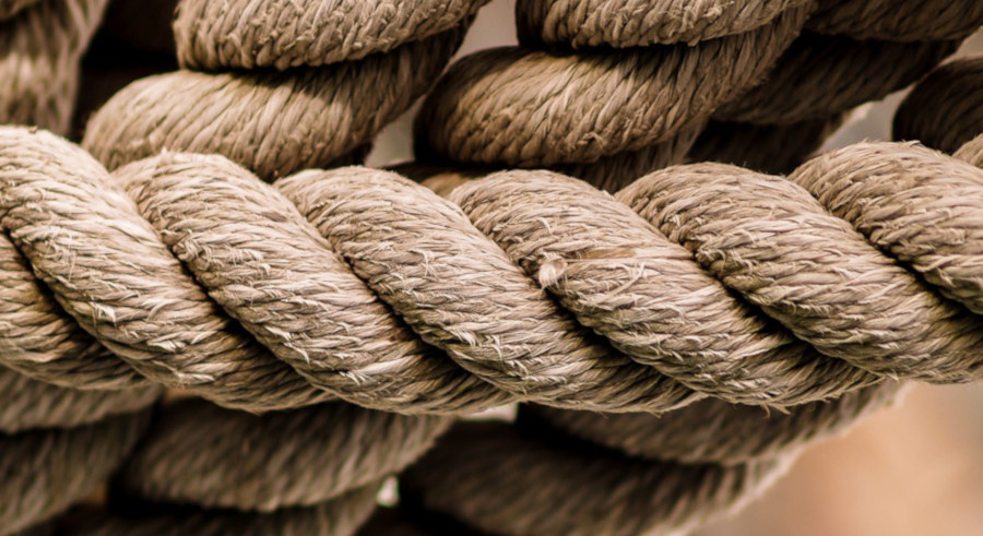 Close-up photo of a rope